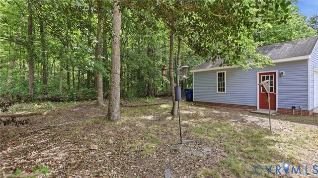 8543 Woodlake Dr, Henrico, VA 23294