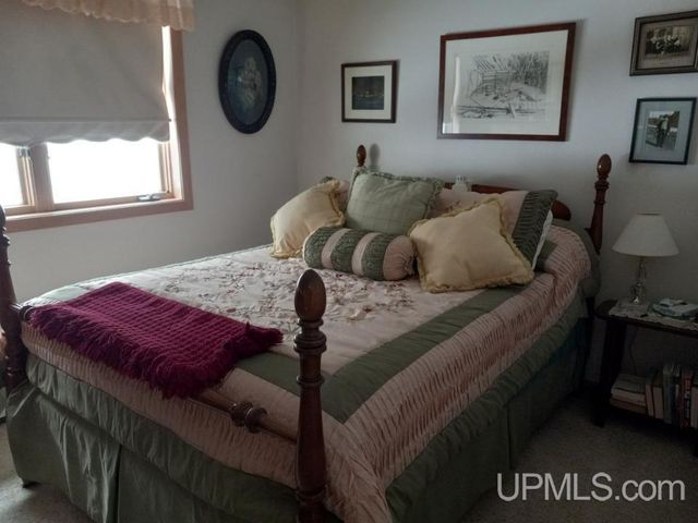 E5420 North Star Road, Ironwood, MI 49938