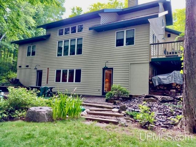 E5420 North Star Road, Ironwood, MI 49938