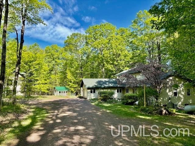 E5420 North Star Road, Ironwood, MI 49938