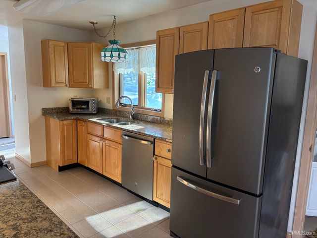 E5420 North Star Road, Ironwood, MI 49938