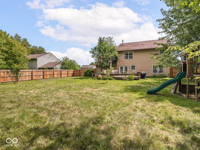 7210 Tappan Drive, Indianapolis, IN 46268
