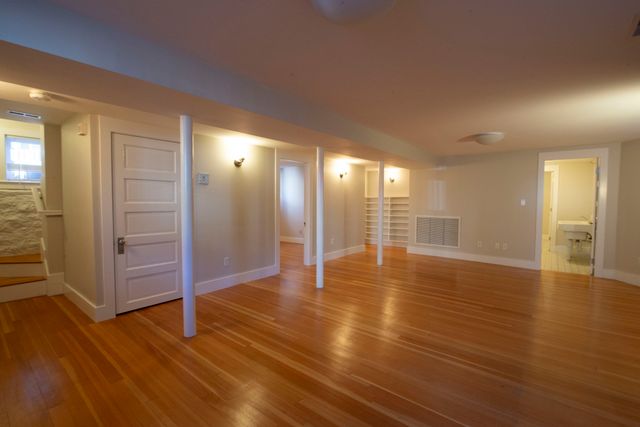 11 Wright St 1, Cambridge, MA 02138