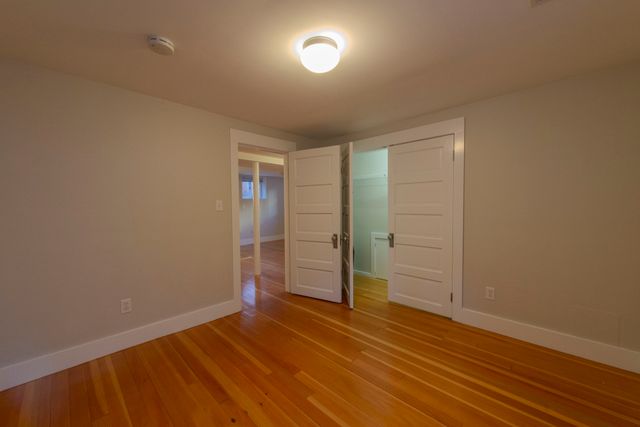 11 Wright St 1, Cambridge, MA 02138