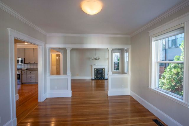 11 Wright St 1, Cambridge, MA 02138