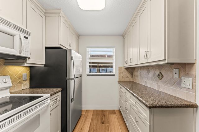 2905 SW 22nd Avenue 1030, Delray Beach, FL 33445