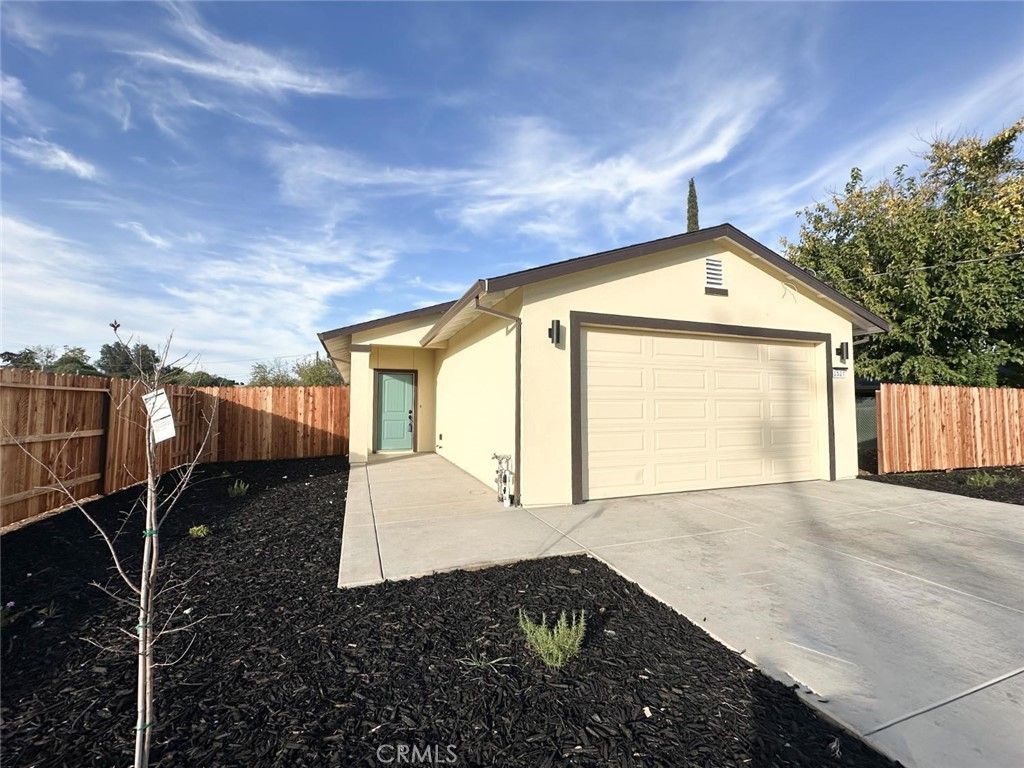 1527 9th Avenue, Olivehurst, CA 95961