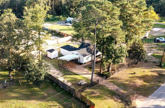 9114 Hueni Road, Houston, TX 77365