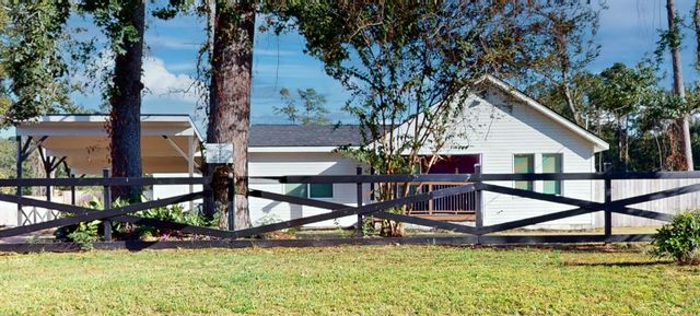 9114 Hueni Road, Houston, TX 77365