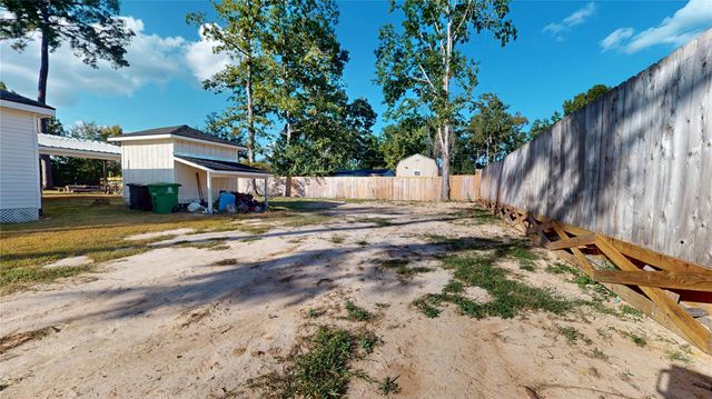 9114 Hueni Road, Houston, TX 77365