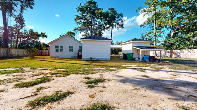 9114 Hueni Road, Houston, TX 77365