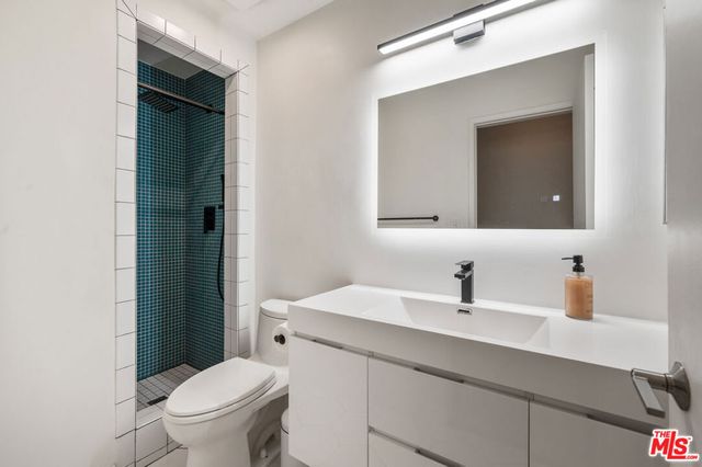 5950 Buckingham 610, Culver City, CA 90230