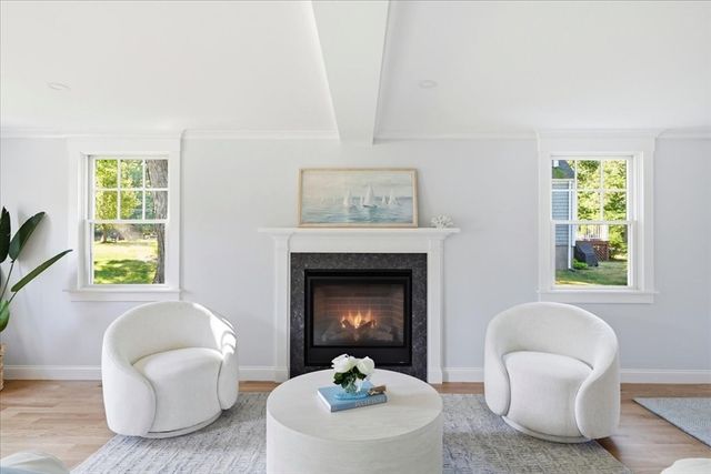 36 Smith Rd, Hingham, MA 02043
