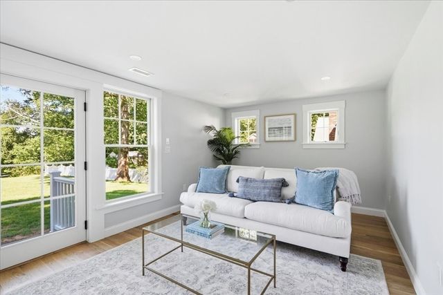 36 Smith Rd, Hingham, MA 02043