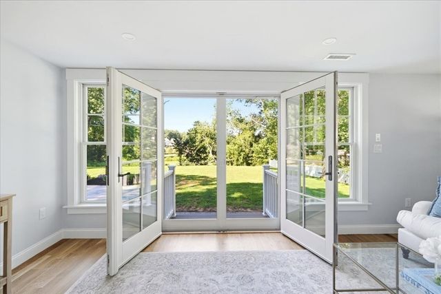 36 Smith Rd, Hingham, MA 02043