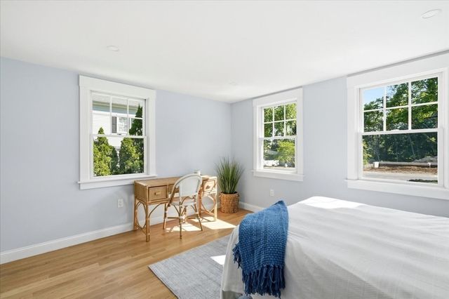 36 Smith Rd, Hingham, MA 02043