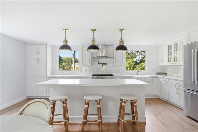 36 Smith Rd, Hingham, MA 02043
