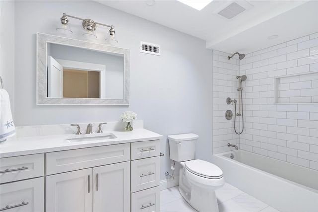 36 Smith Rd, Hingham, MA 02043