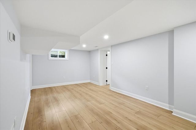 36 Smith Rd, Hingham, MA 02043