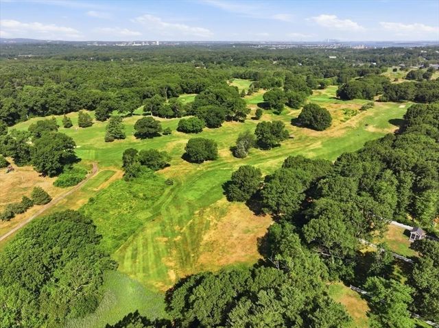 36 Smith Rd, Hingham, MA 02043