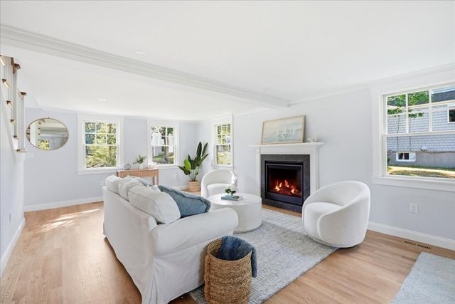 36 Smith Rd, Hingham, MA 02043