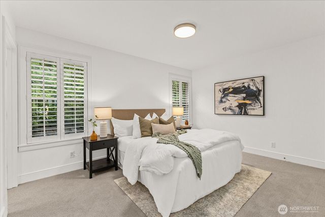 423 Sky Country Way NW, Issaquah, WA 98027