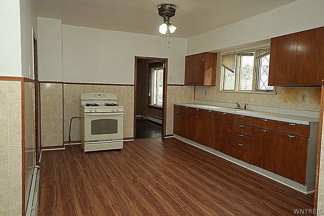 667 Fulton Street, Buffalo, NY 14210