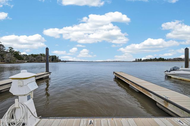 825 Seathwaite Lane SE, Leland, NC 28451