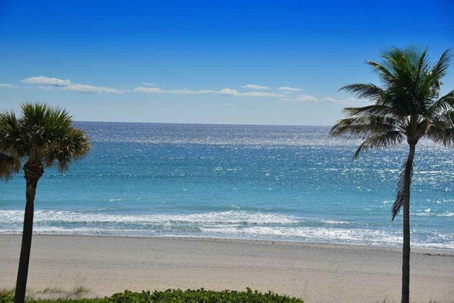 3938 Redondo Court, Boca Raton, FL 33487