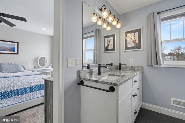 467 HAMILTON CT, Manheim, PA 17545