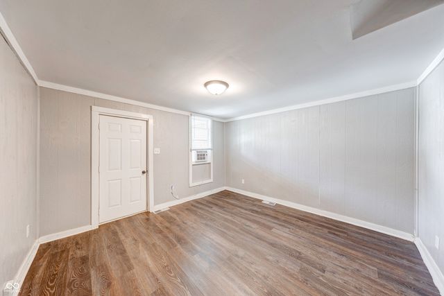 930 Union Street, Columbus, IN 47201