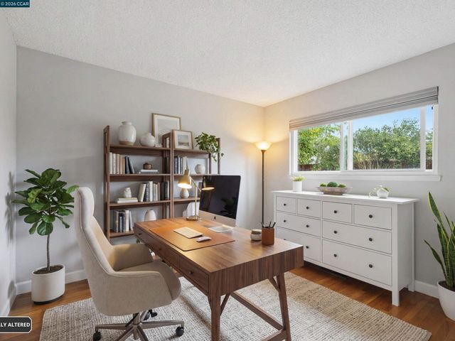 352 Donegal Way, Martinez, CA 94553