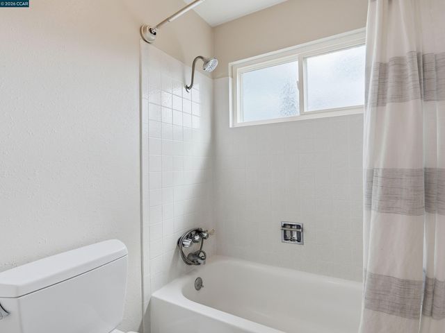 352 Donegal Way, Martinez, CA 94553