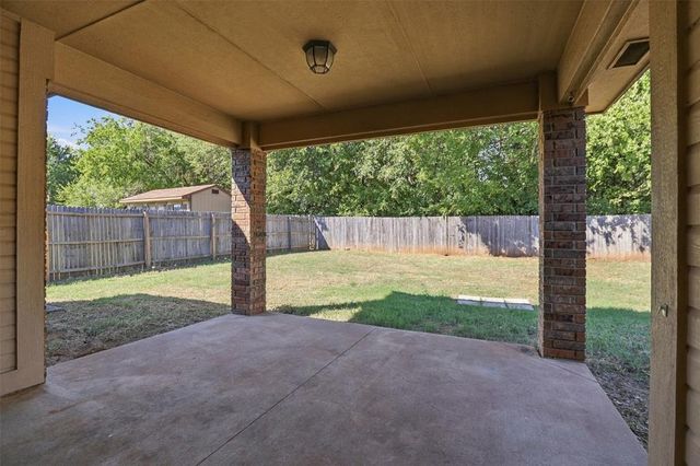 106 N Boardwalk Street, Stillwater, OK 74075