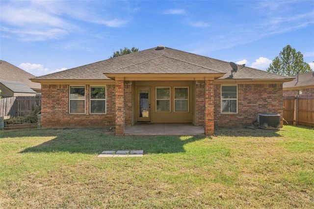 106 N Boardwalk Street, Stillwater, OK 74075