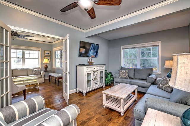 32 Wall Street, Milford, CT 06460