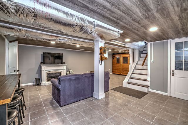 32 Wall Street, Milford, CT 06460