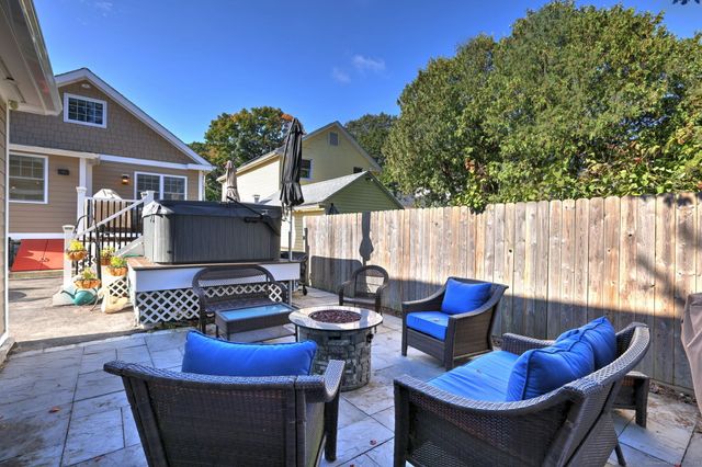 32 Wall Street, Milford, CT 06460