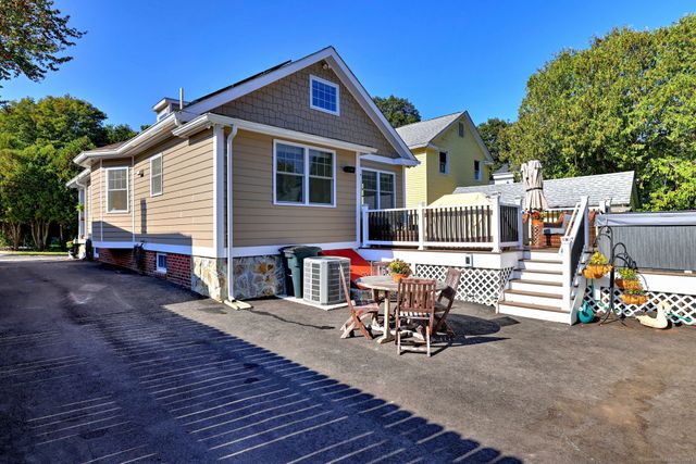 32 Wall Street, Milford, CT 06460