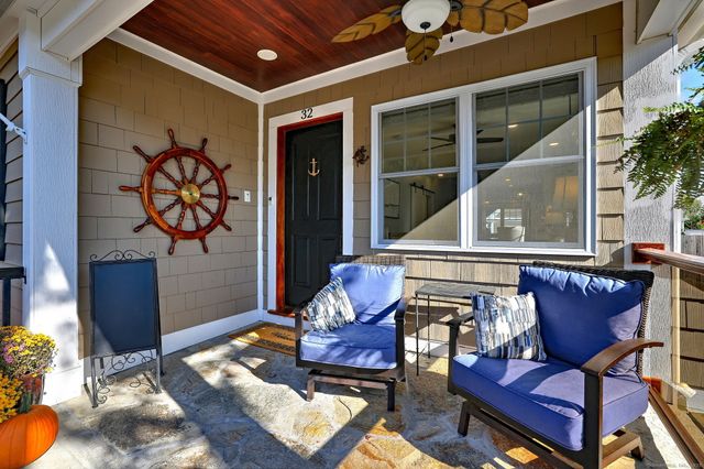 32 Wall Street, Milford, CT 06460