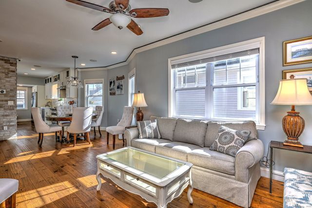 32 Wall Street, Milford, CT 06460