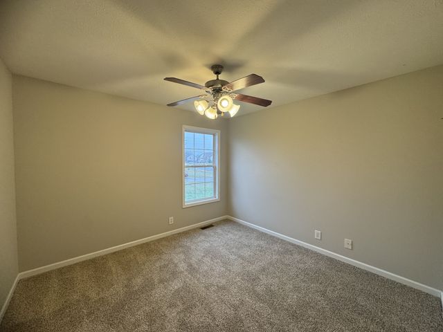 3216 Twelve Oaks Blvd, Clarksville, TN 37042