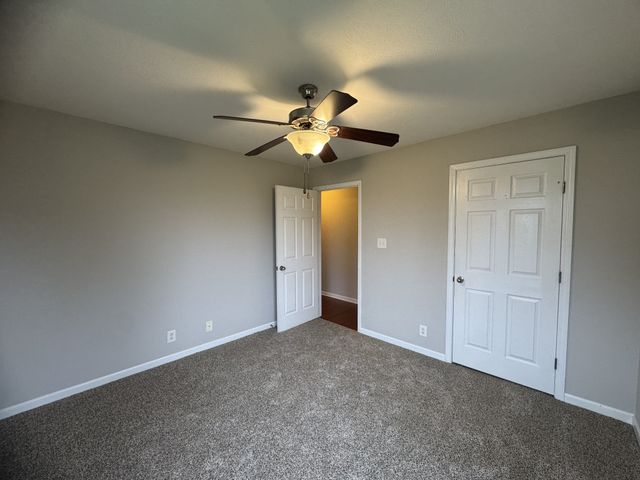 3216 Twelve Oaks Blvd, Clarksville, TN 37042