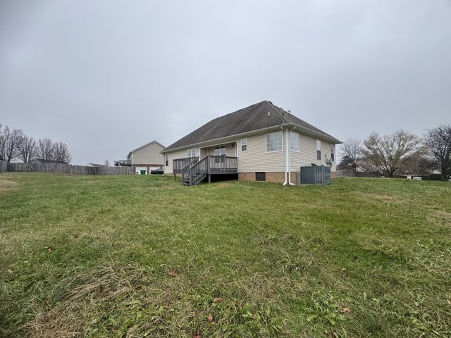 3216 Twelve Oaks Blvd, Clarksville, TN 37042