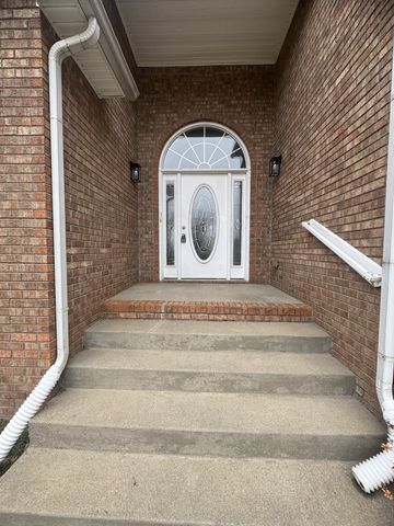 3216 Twelve Oaks Blvd, Clarksville, TN 37042