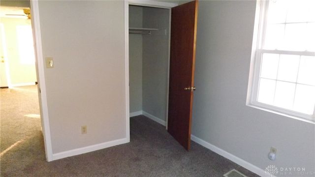 2040 Courtland Avenue, Kettering, OH 45420