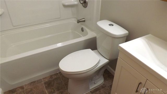 2040 Courtland Avenue, Kettering, OH 45420