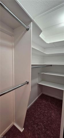 925 N Scarlet Oak CT, Chesapeake, VA 23320