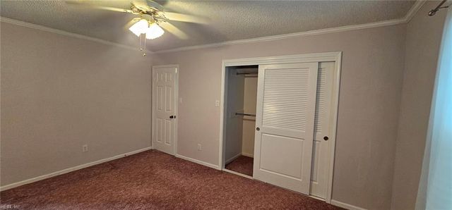 925 N Scarlet Oak CT, Chesapeake, VA 23320
