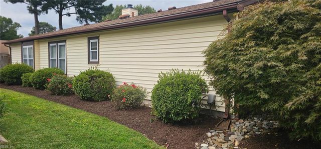 925 N Scarlet Oak CT, Chesapeake, VA 23320
